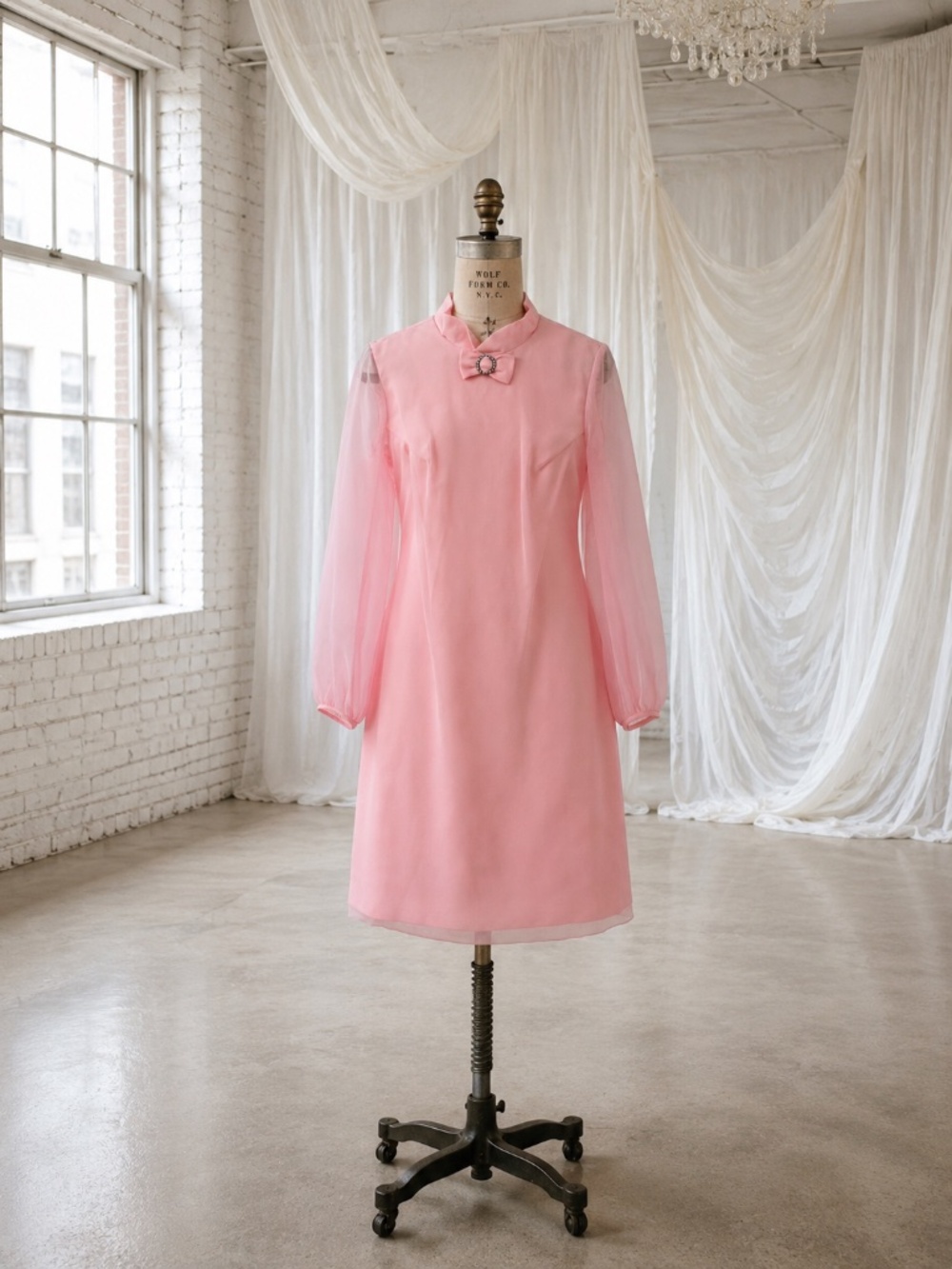 Vintage 1960s Ballet Pink Chiffon Bow Dress L